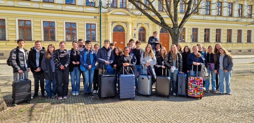 Jaro plné frankofonie