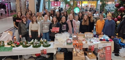 vanocni jarmark 1 (2).jpg